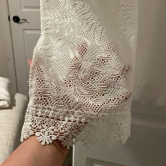 CLUB Z COLLECTION Lace hem flowers Beach Dress Coverup White Woman’s Size L - Picture 7 of 9